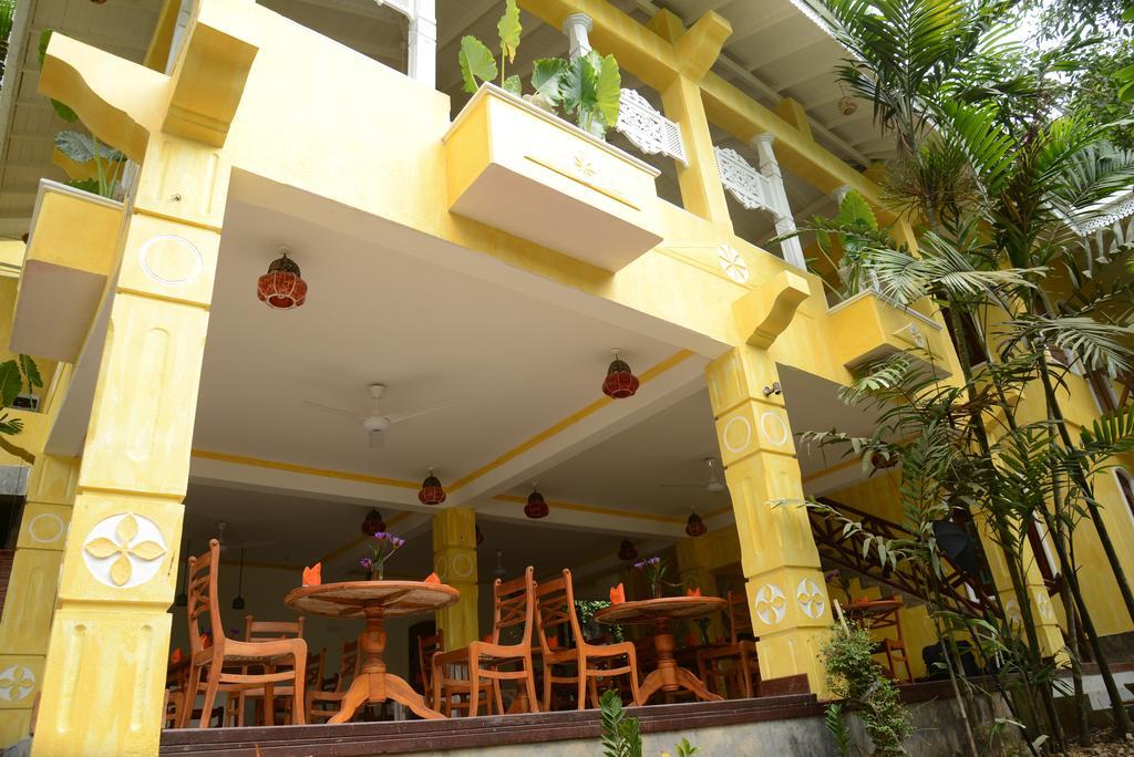 Thambapanni Retreat Hotel Unawatuna Exterior photo