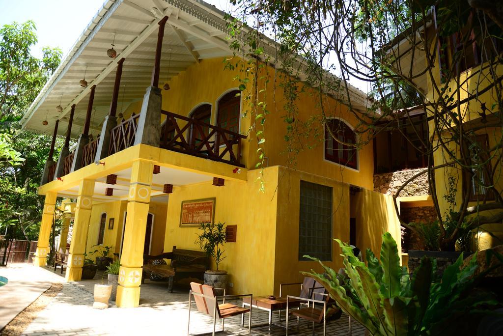 Thambapanni Retreat Hotel Unawatuna Exterior photo